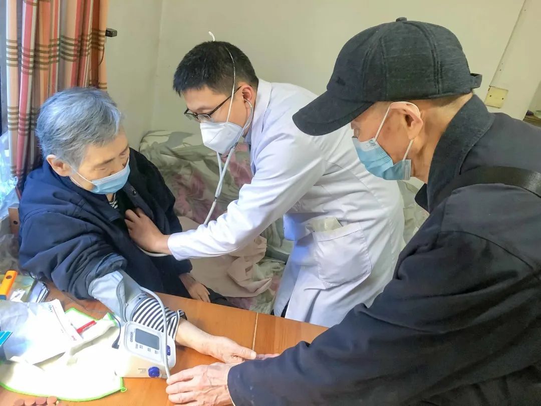 堅持慢病防控關口前移，實現(xiàn)早診早治，基層該如何發(fā)力？